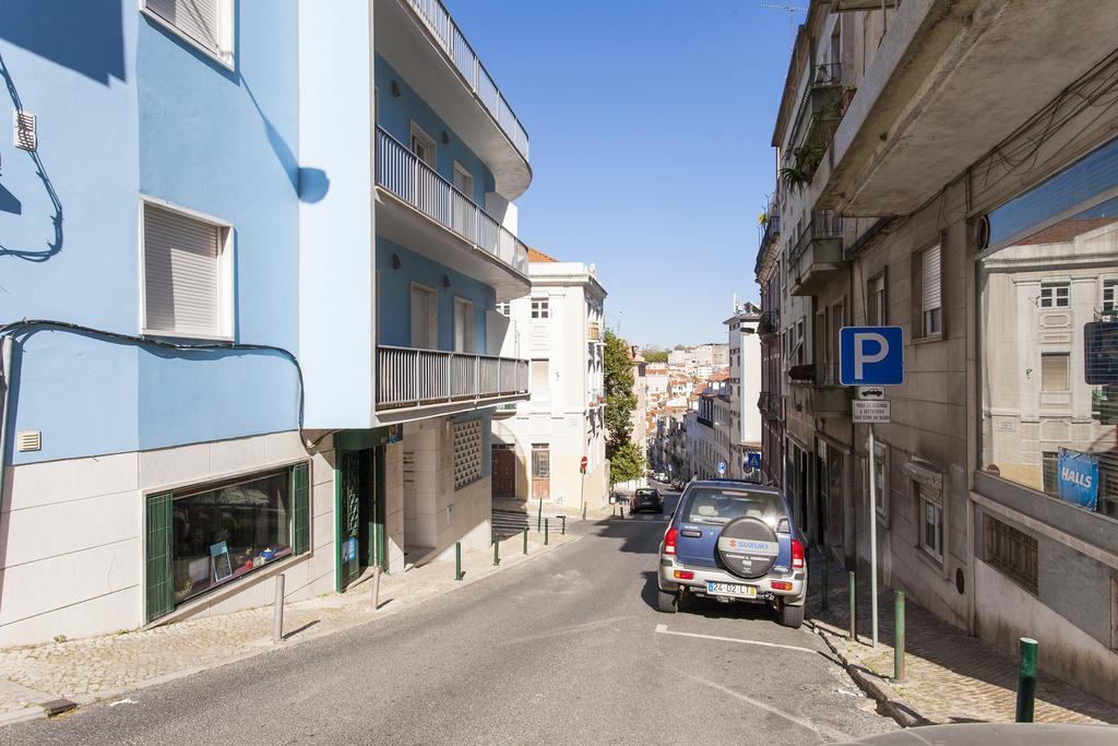 Joivy Joyful 2Br Apt With Terrace Nearby Sao Bento Palace Lisboa Værelse billede