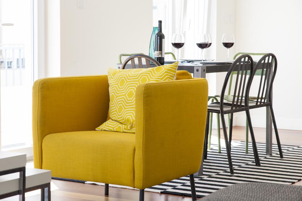Joivy Joyful 2Br Apt With Terrace Nearby Sao Bento Palace Lisboa Eksteriør billede