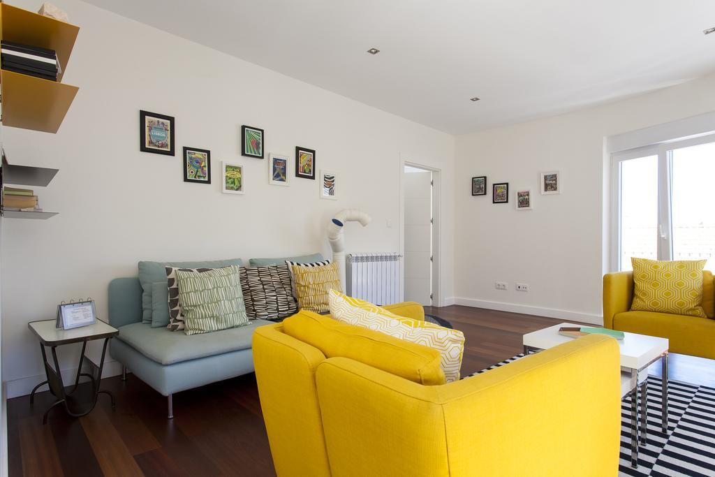 Joivy Joyful 2Br Apt With Terrace Nearby Sao Bento Palace Lisboa Eksteriør billede
